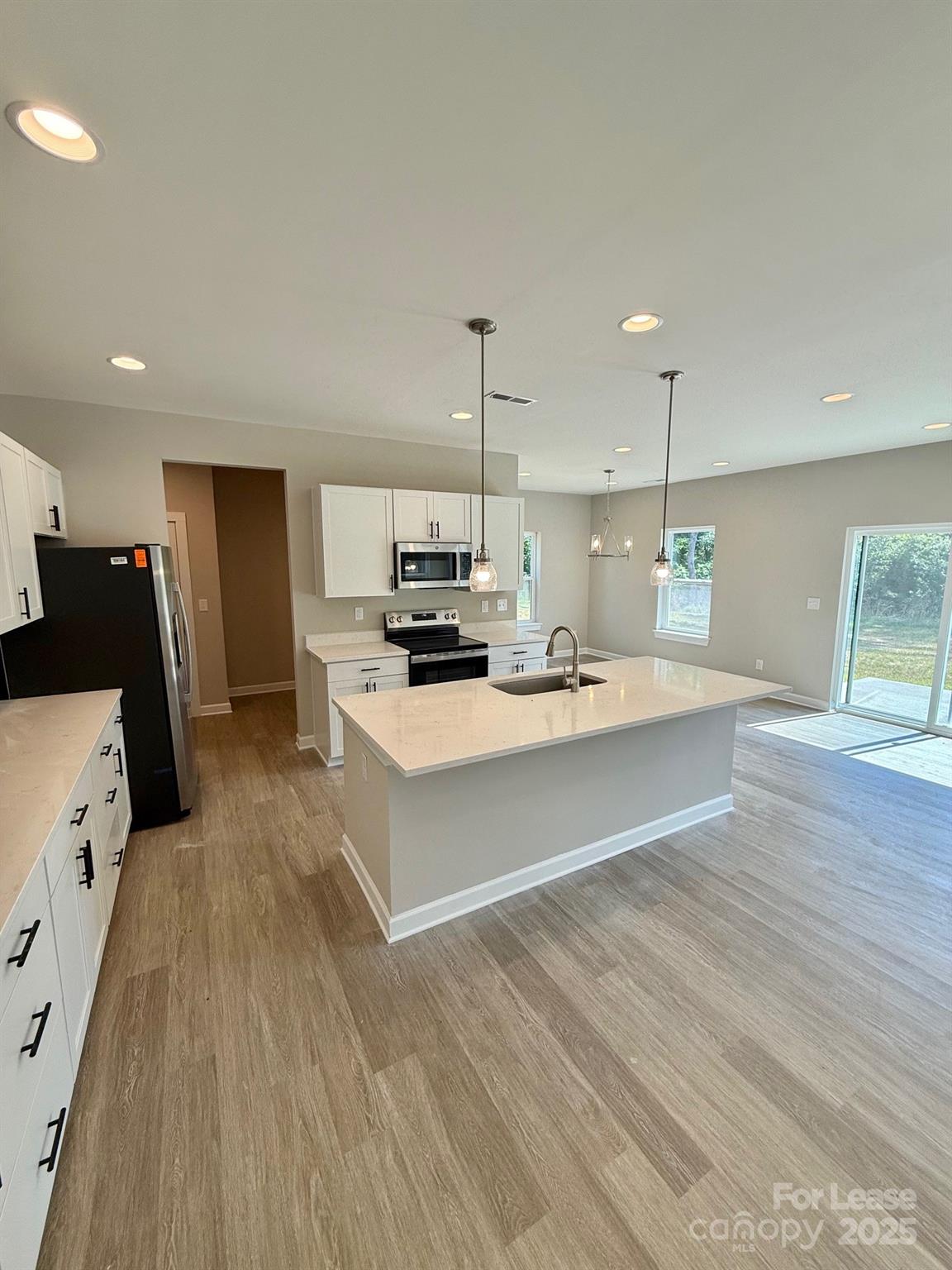 8024 Joy Crossing Lane Charlotte NC 28214