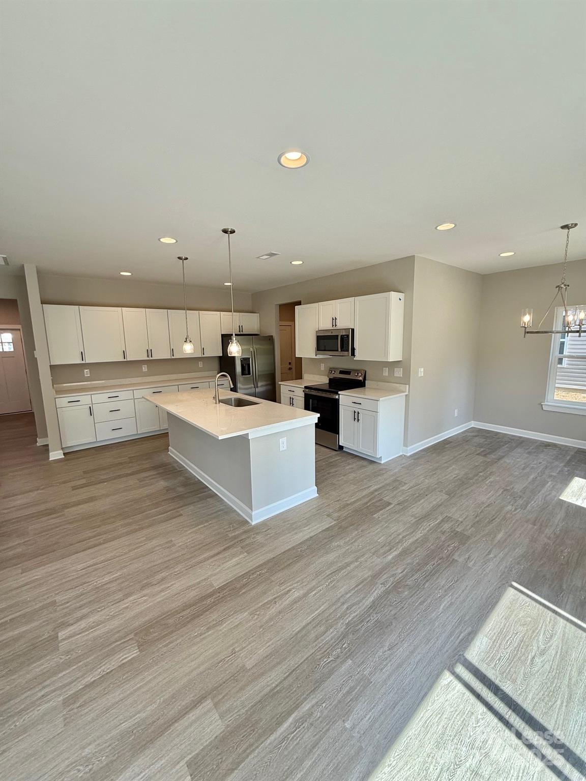 8024 Joy Crossing Lane Charlotte NC 28214