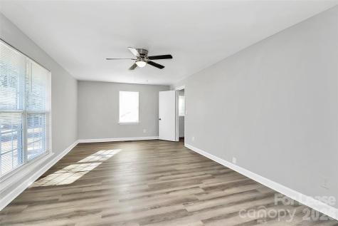 2429 Marlowe Avenue Charlotte NC 28208