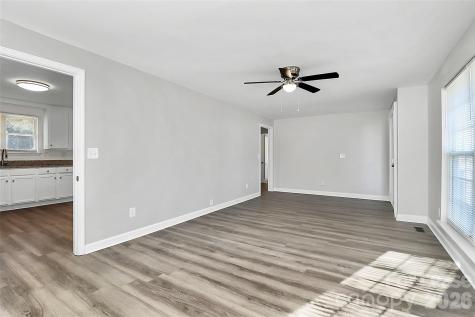 2429 Marlowe Avenue Charlotte NC 28208