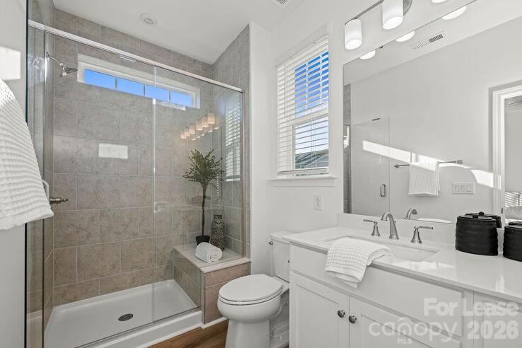 1018 Fairway Green Lane Charlotte NC 28216