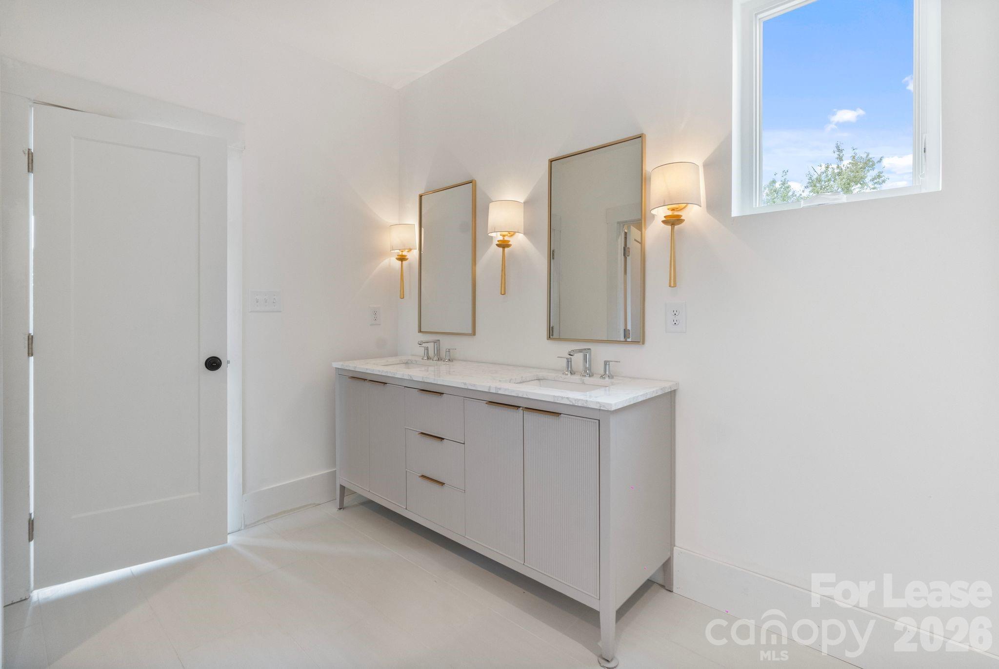 129 French Street Charlotte NC 28216