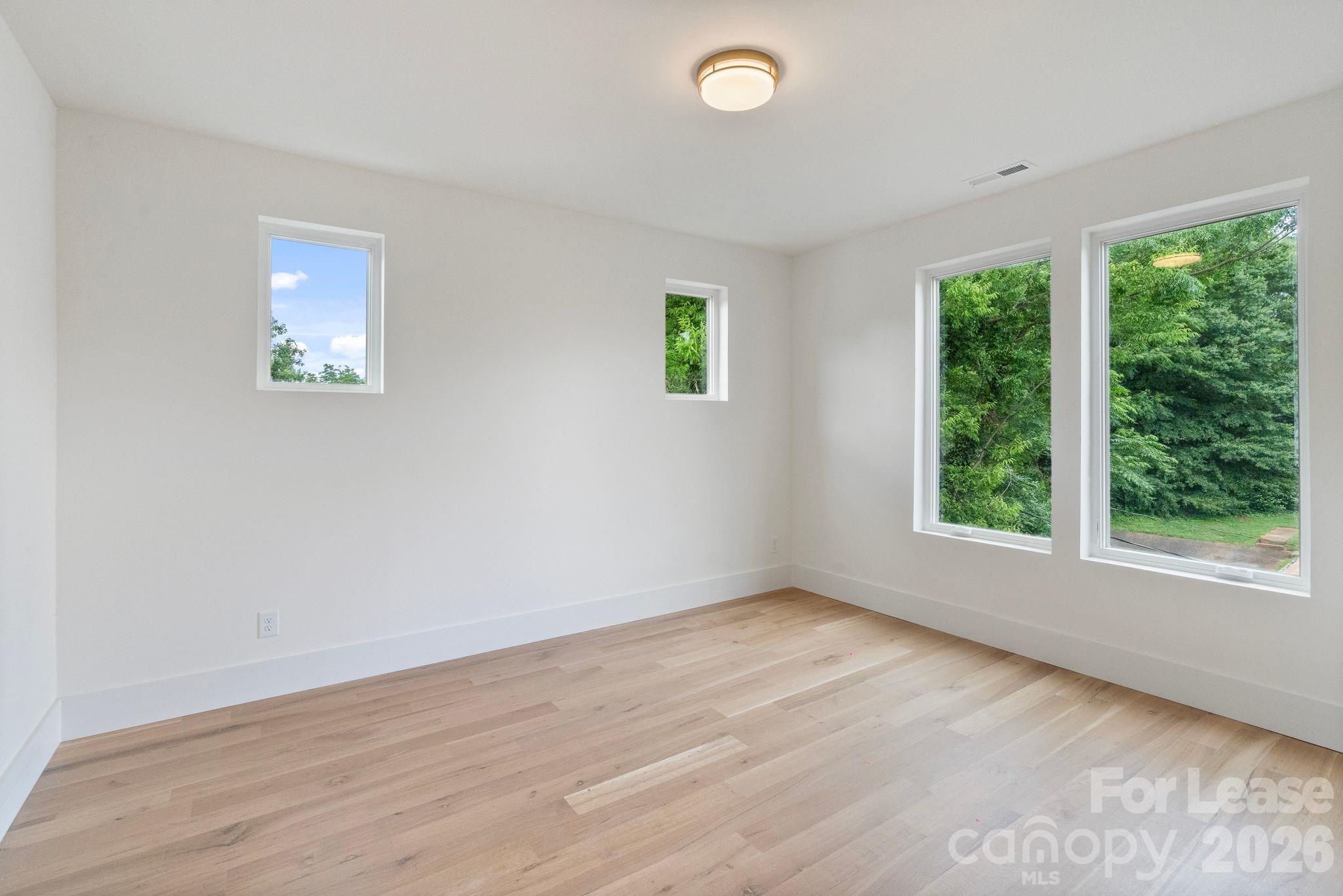 129 French Street Charlotte NC 28216