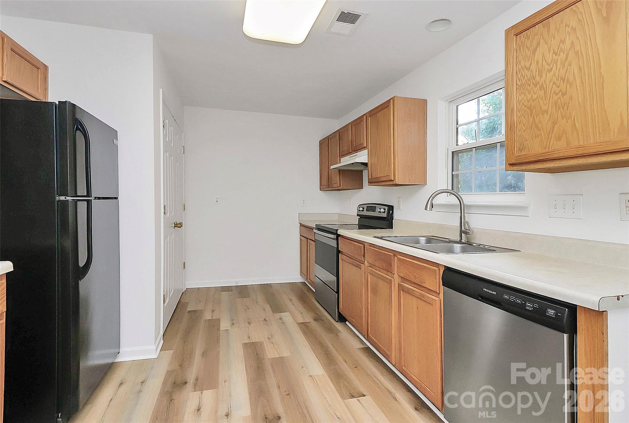 1215 Mcallister Drive Charlotte NC 28216