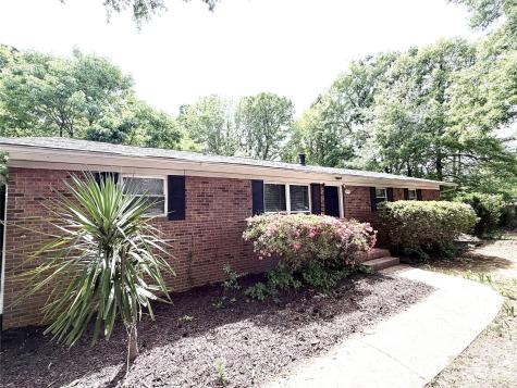4117 David Cox Road Charlotte NC 28269