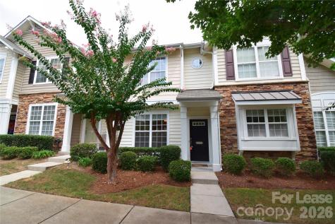 1077 Woodglen Lane Matthews NC 28104