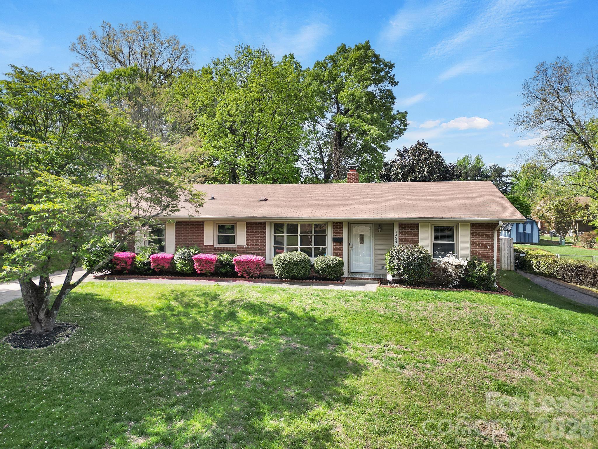 1424 Standish Place Charlotte NC 28216