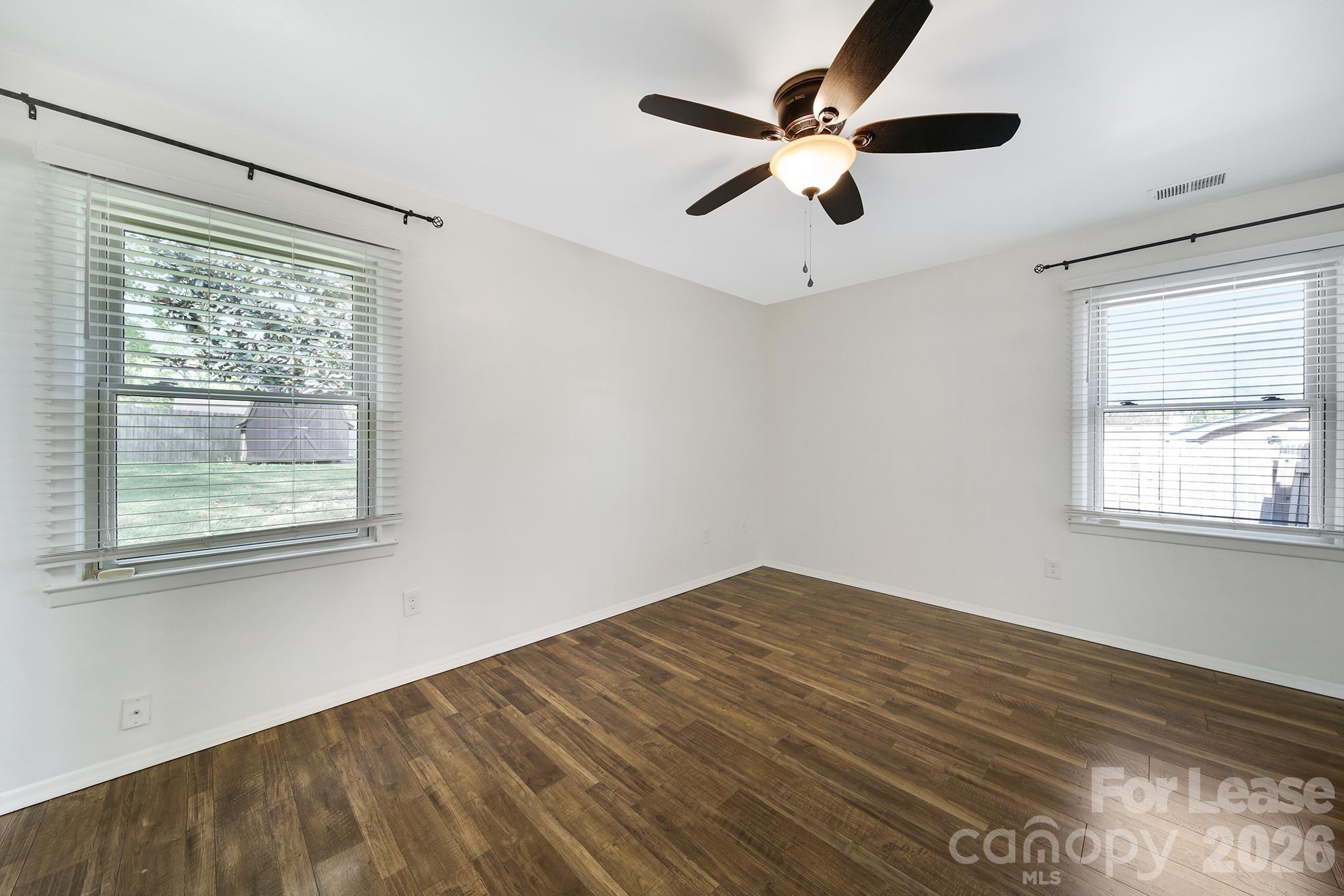 1424 Standish Place Charlotte NC 28216