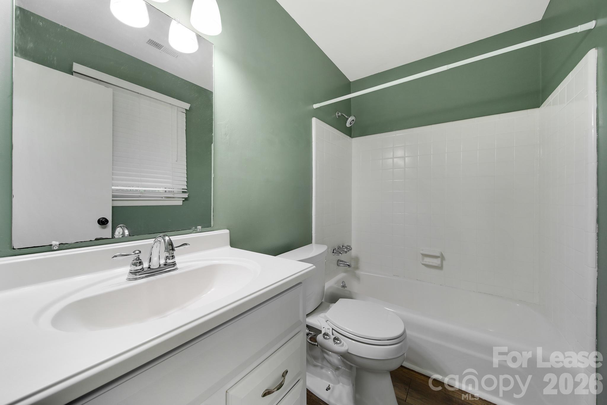 1424 Standish Place Charlotte NC 28216