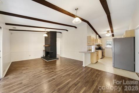 1424 Standish Place Charlotte NC 28216