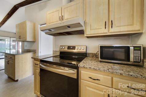 1424 Standish Place Charlotte NC 28216
