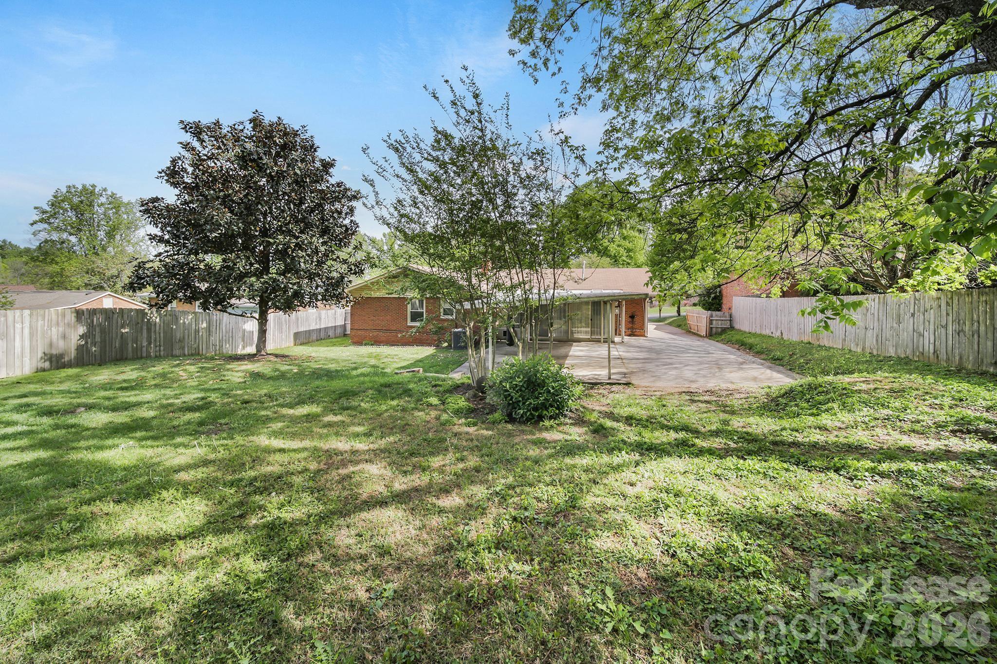 1424 Standish Place Charlotte NC 28216