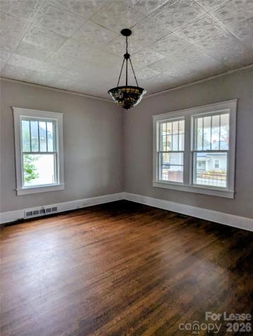936 W Front Street Statesville NC 28677
