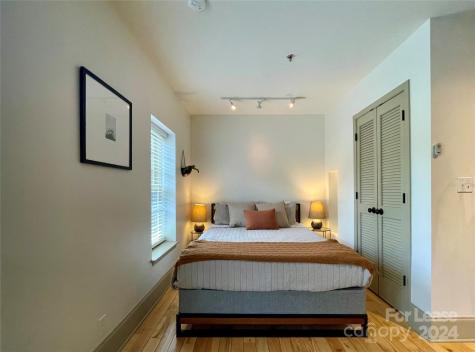 5 W Walnut Street Asheville NC 28801