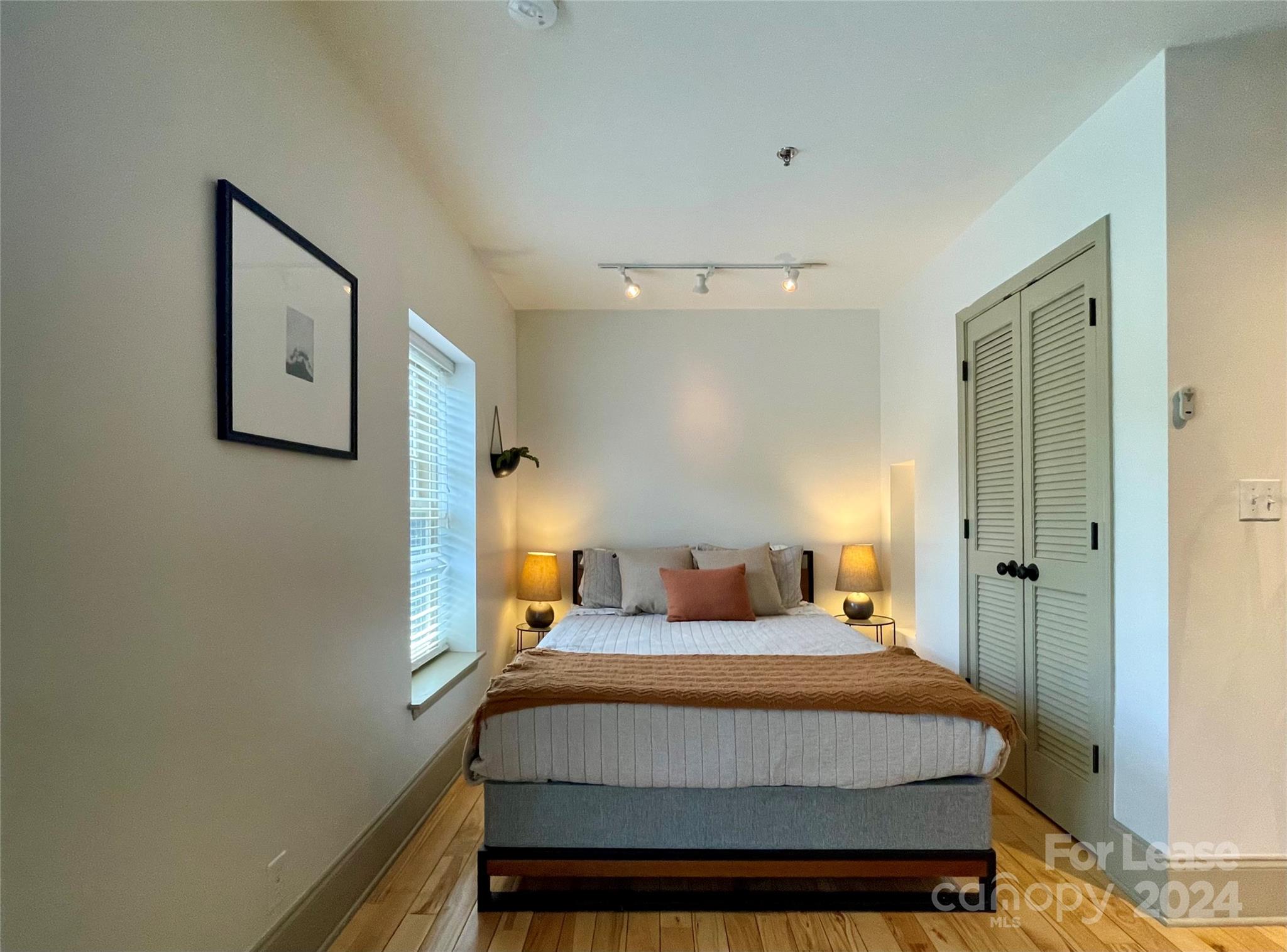 5 W Walnut Street Asheville NC 28801