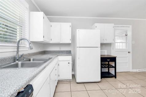 228 Seneca Place Charlotte NC 28210