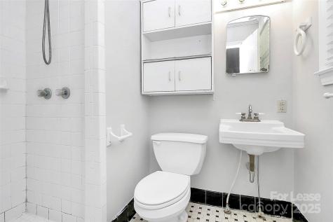 228 Seneca Place Charlotte NC 28210