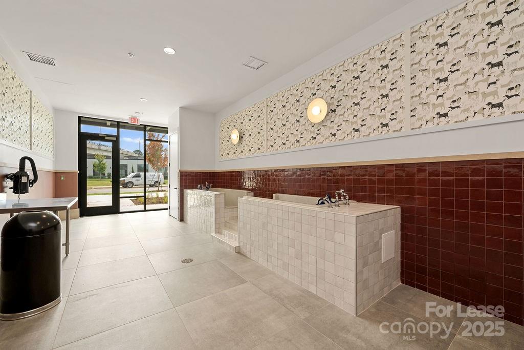 4101 Raleigh Street Charlotte NC 28206