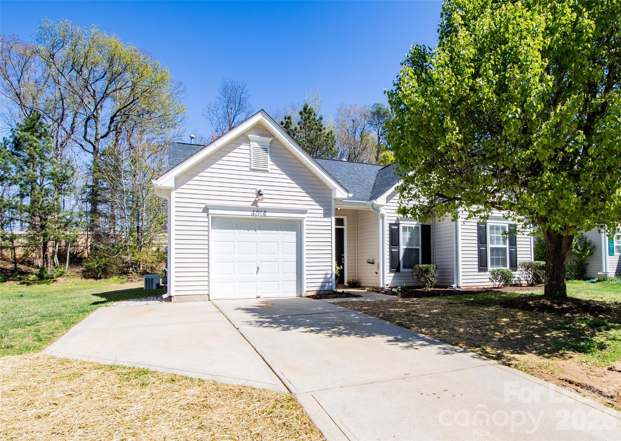 4018 Far West Drive Charlotte NC 28269