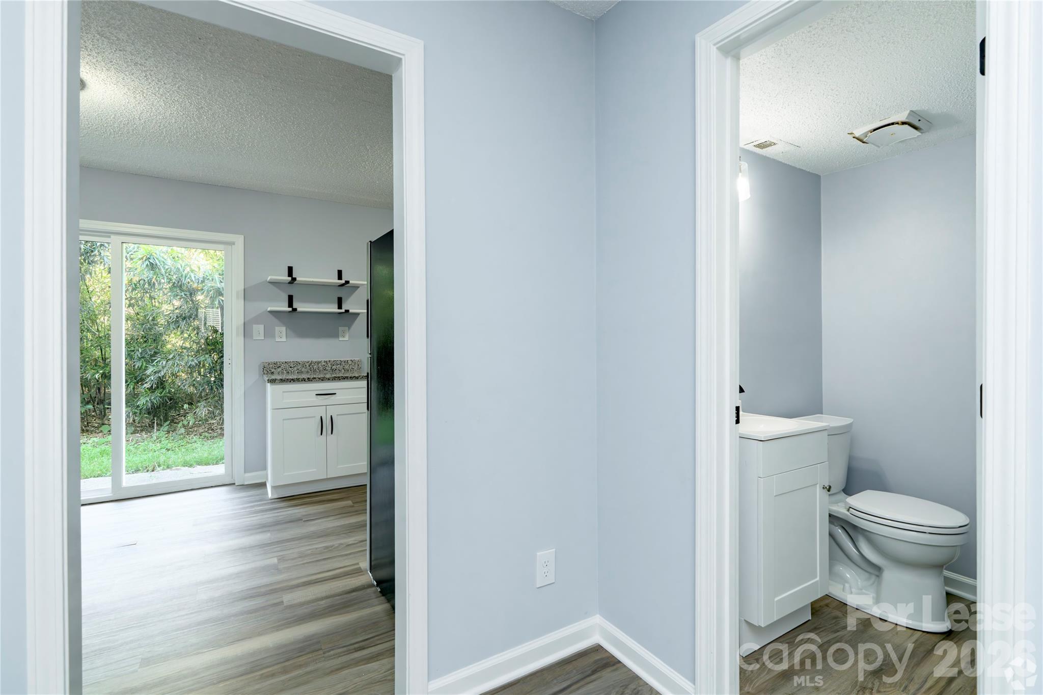 300 E Charlotte Avenue Mount Holly NC 28120
