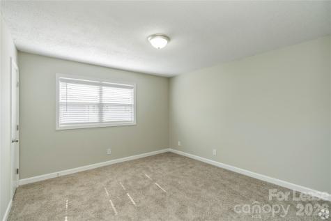 300 E Charlotte Avenue Mount Holly NC 28120