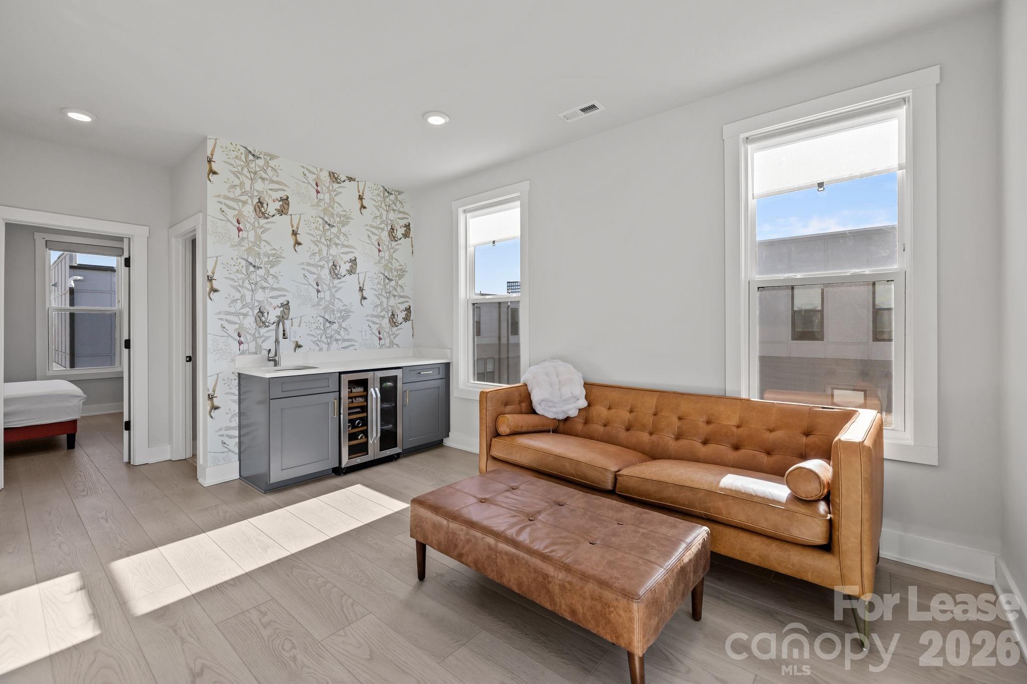 1925 Dunavant Street Charlotte NC 28203