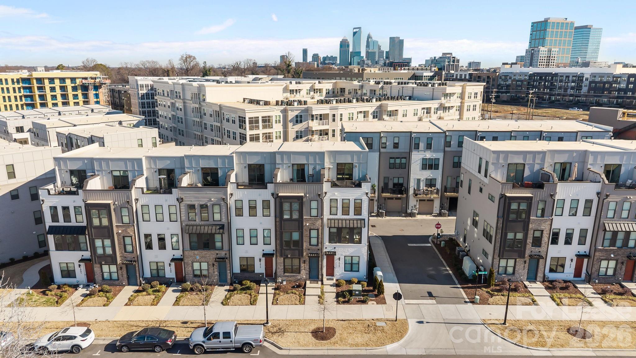 1925 Dunavant Street Charlotte NC 28203