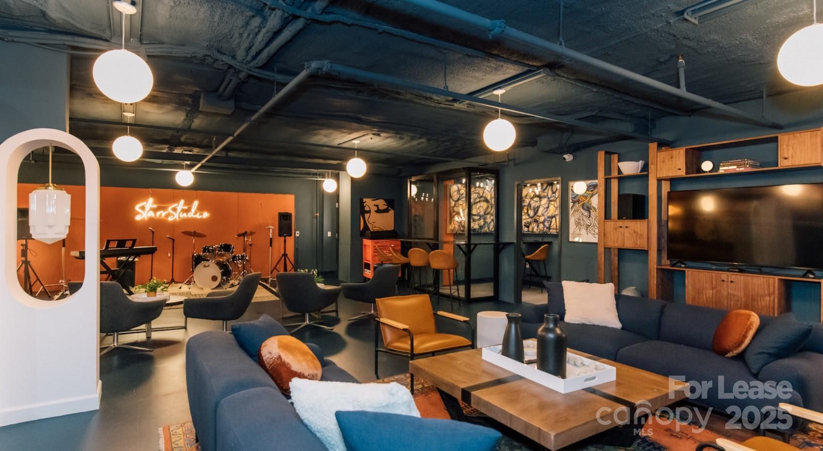 650 E Brooklyn Village Avenue Charlotte NC 28202