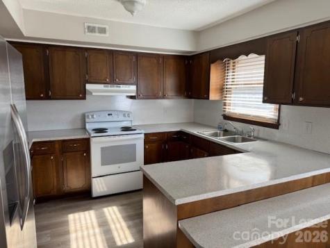 1334 12th Street NE Hickory NC 28601