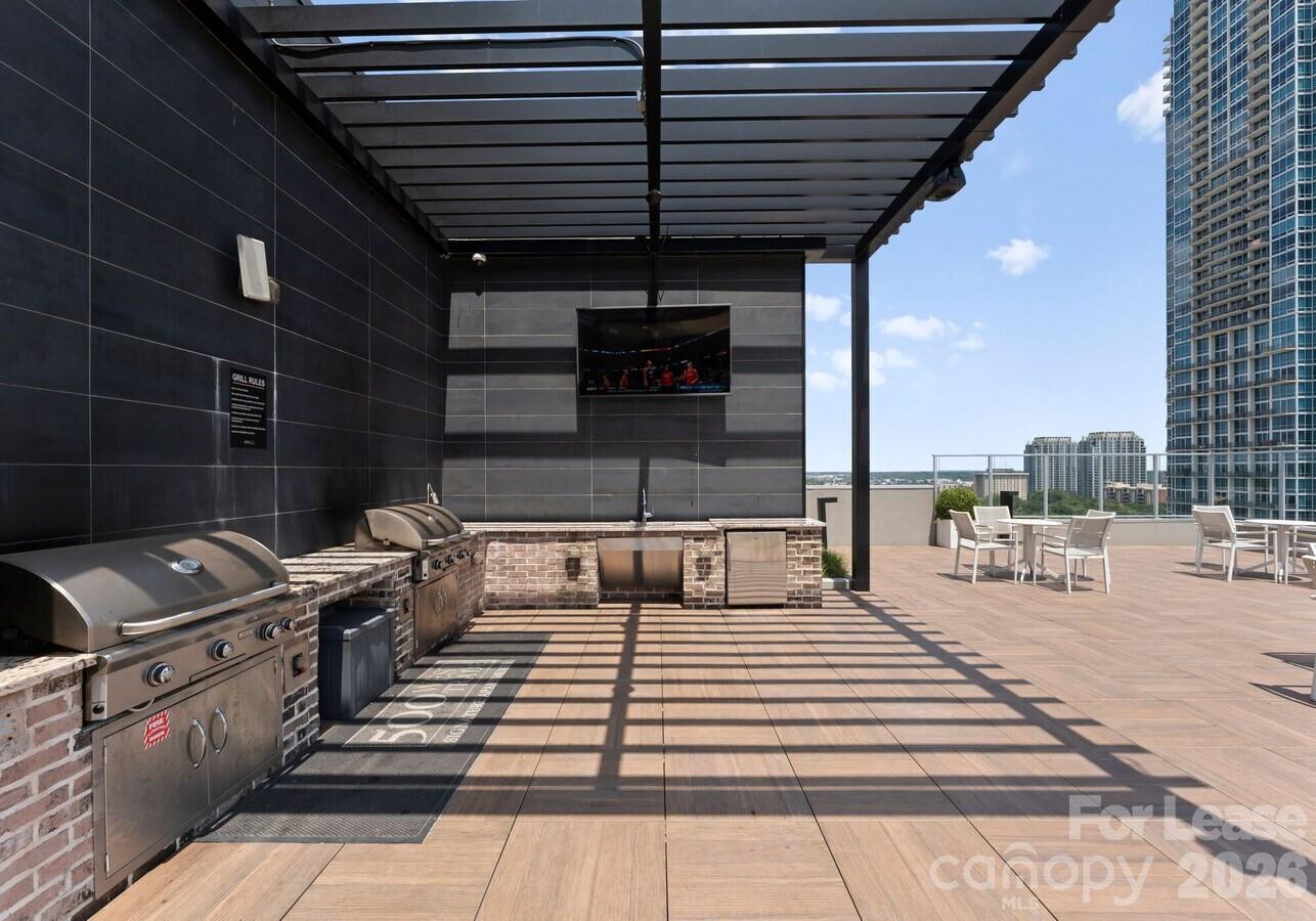 500 W Trade Street Charlotte NC 28202