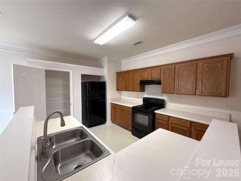 2807 Forest Grove Court Charlotte NC 28269