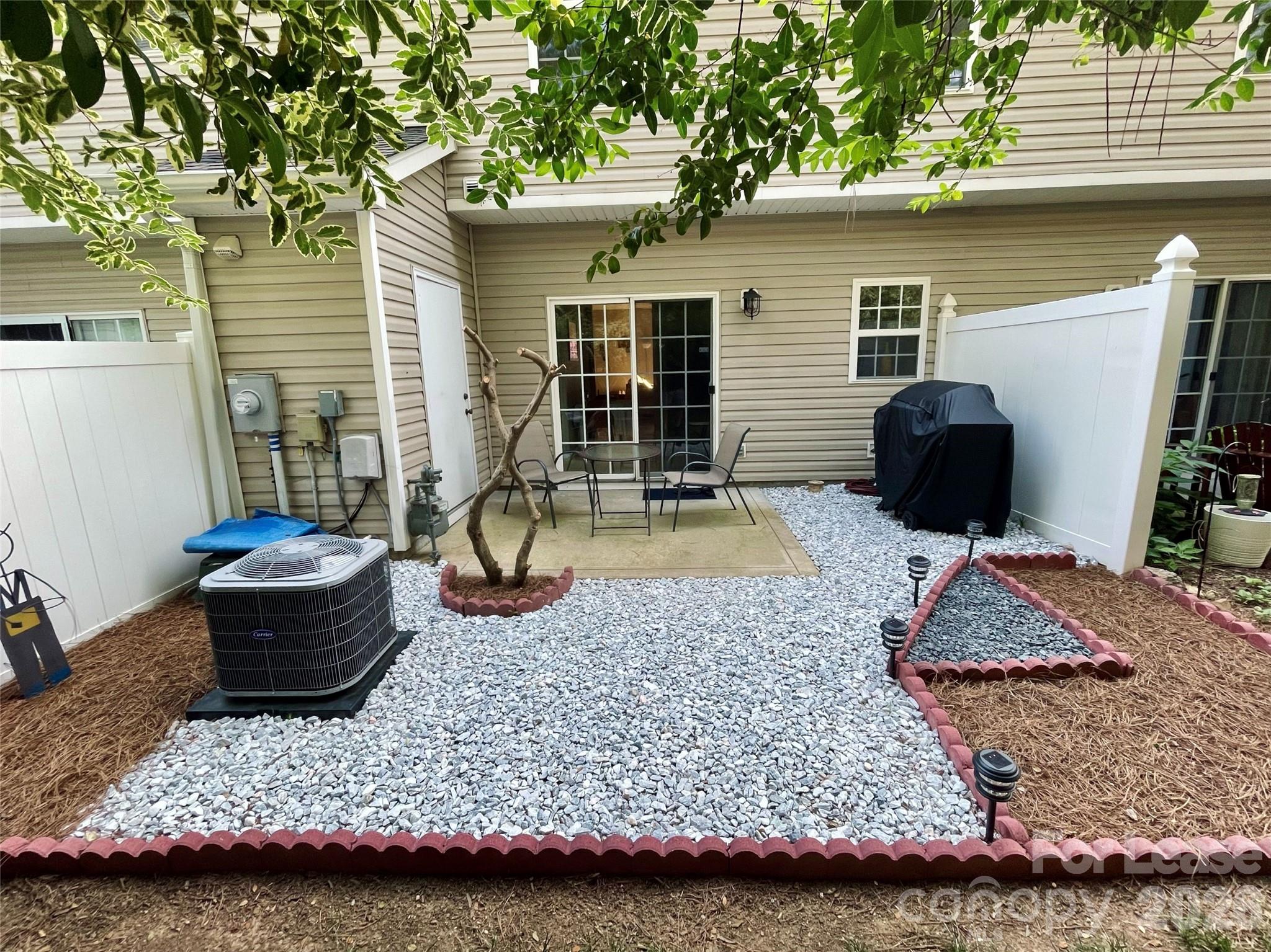 8049 Stoneham Court Matthews NC 28105