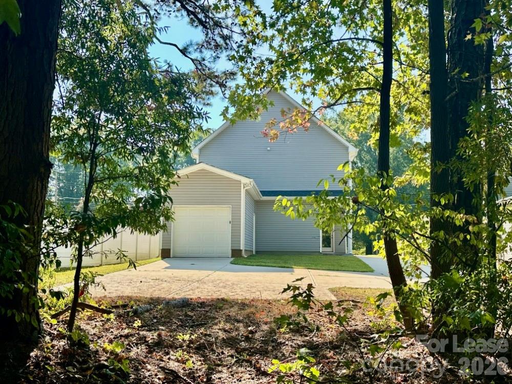 248 Mills Avenue Troutman NC 28166
