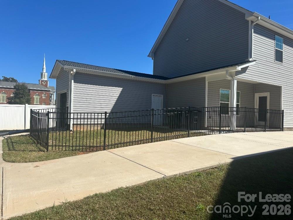 248 Mills Avenue Troutman NC 28166