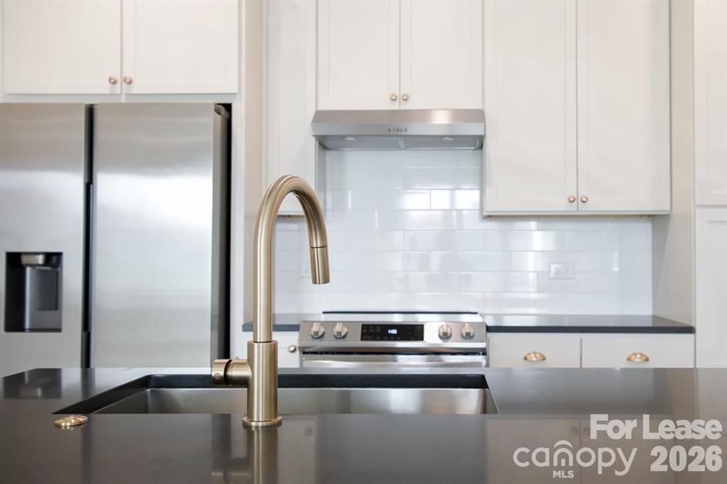 6010 Jasmine Lane Charlotte NC 28262