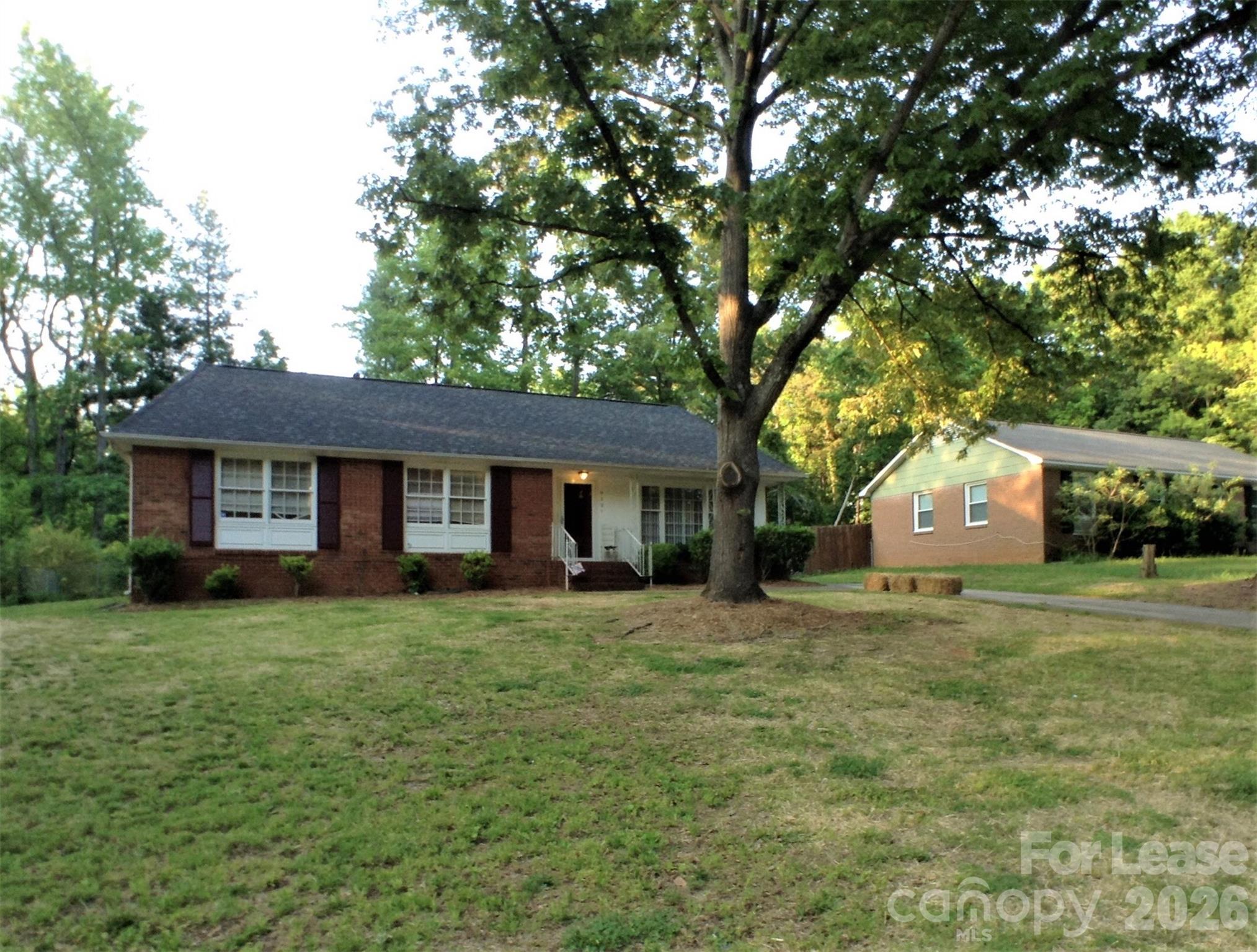 5221 Delivau Drive Charlotte NC 28215