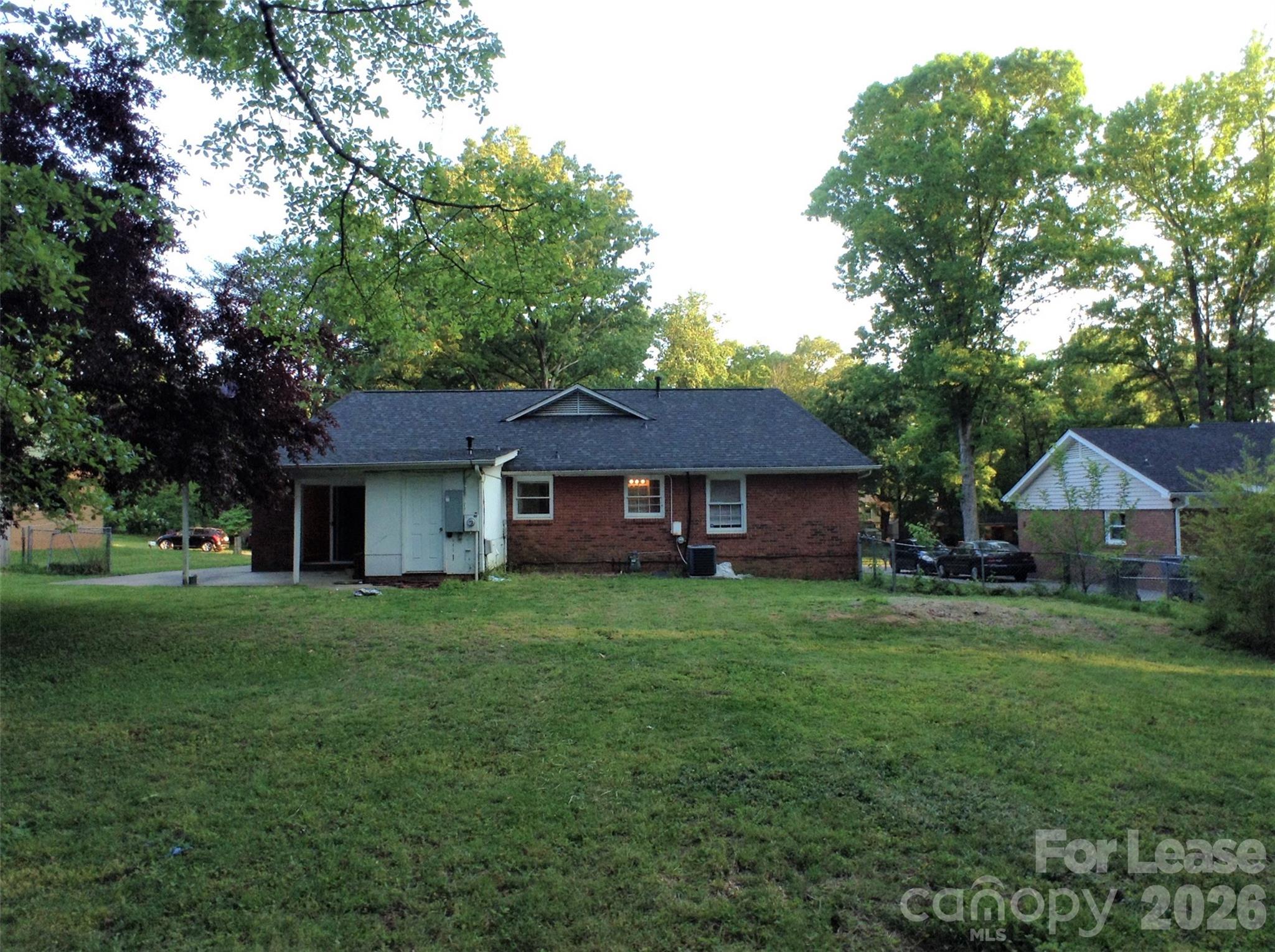 5221 Delivau Drive Charlotte NC 28215