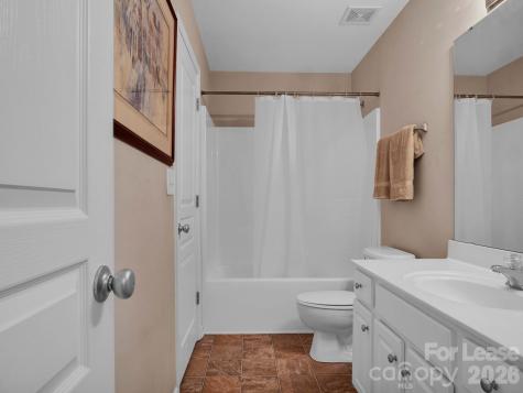 1401 Hammond Drive Matthews NC 28104