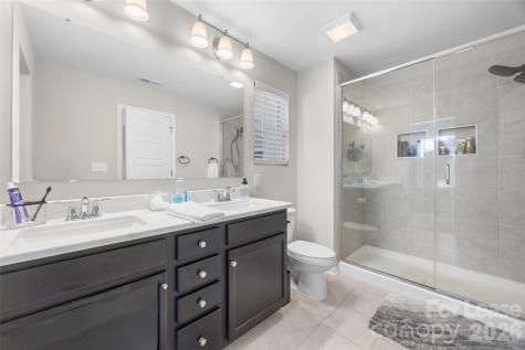 1140 Streamside Lane York SC 29745