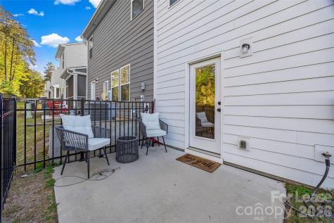 1140 Streamside Lane York SC 29745