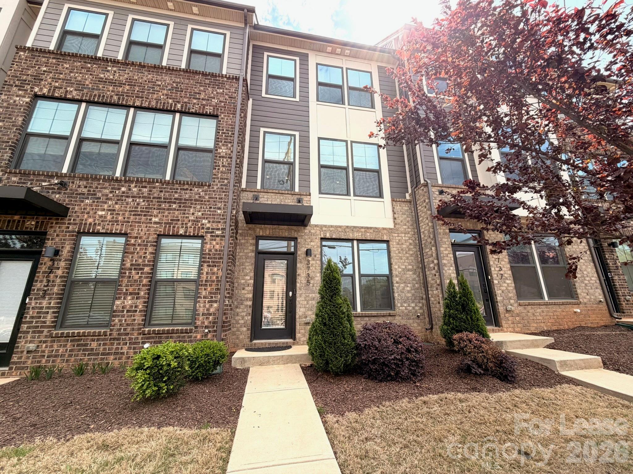3735 S Tryon Street Charlotte NC 28217