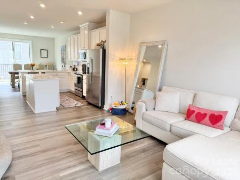 3735 S Tryon Street Charlotte NC 28217