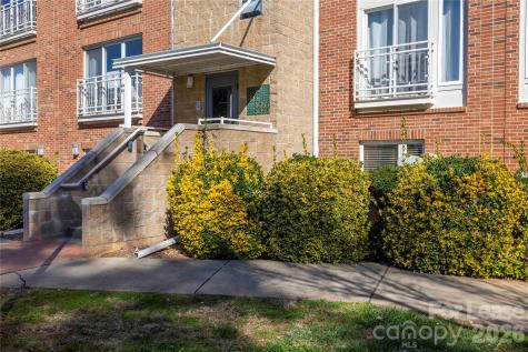 3953 Picasso Court Charlotte NC 28205