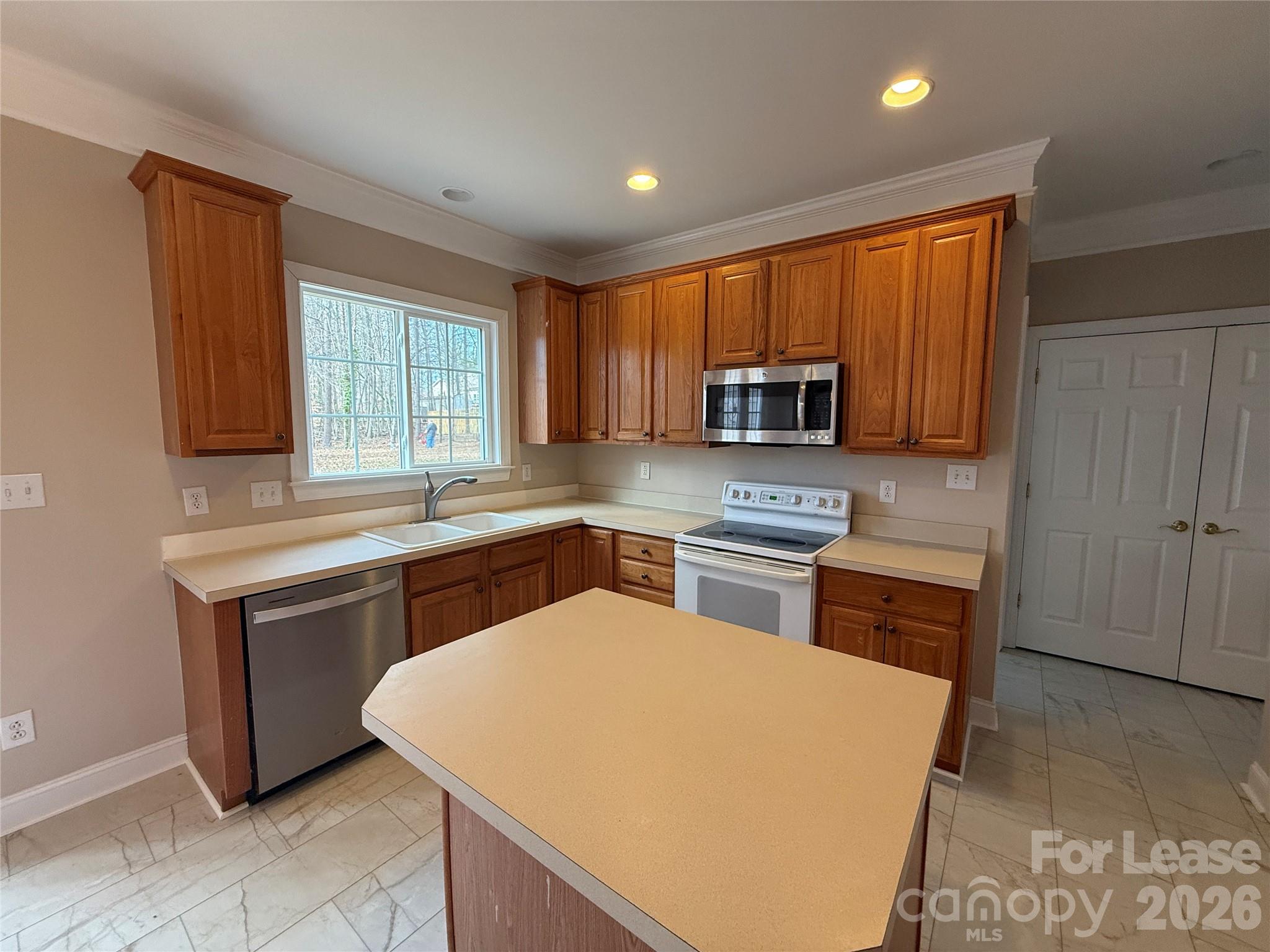 3993 Lake Shore Road S Denver NC 28037