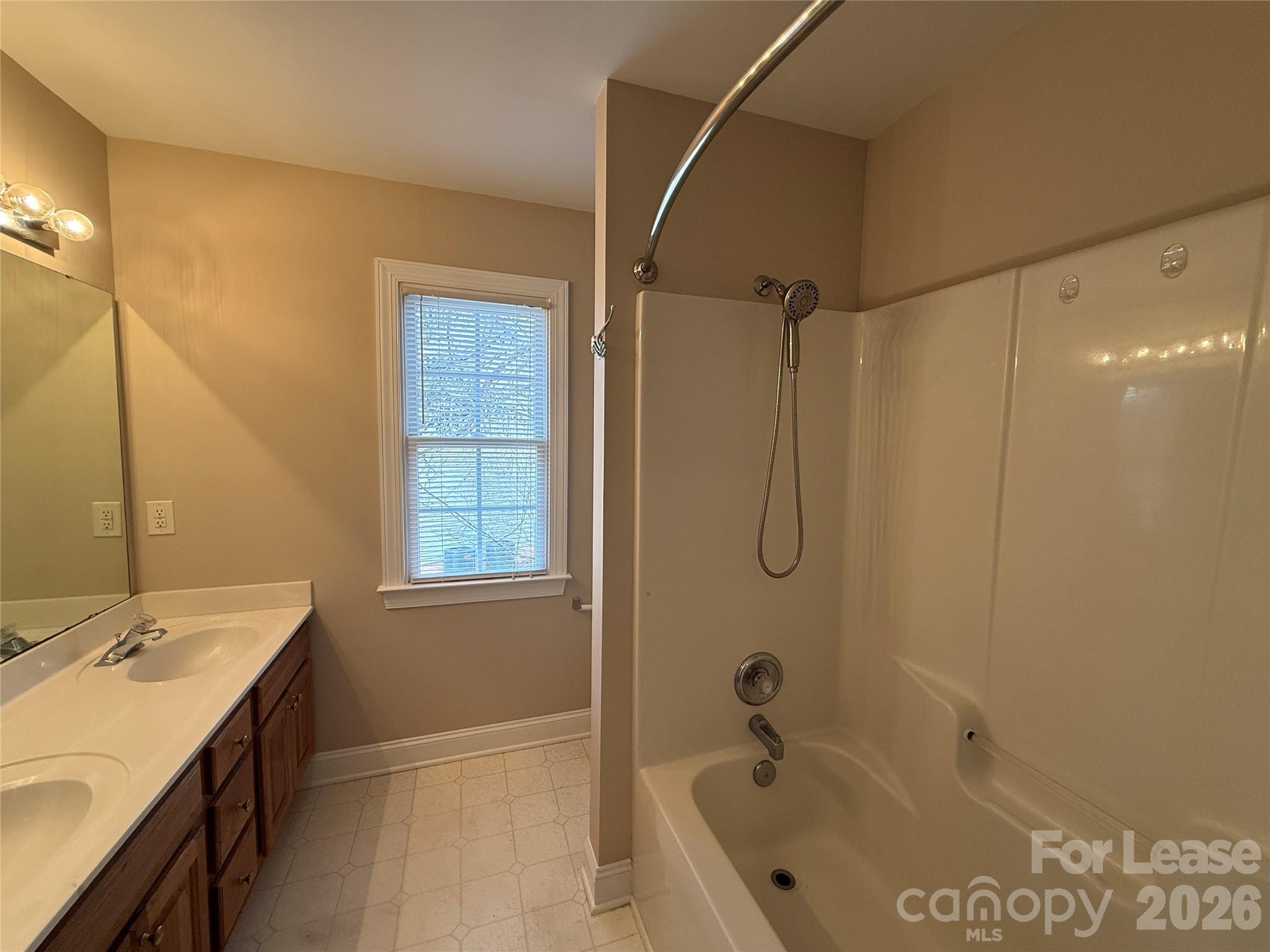 3993 Lake Shore Road S Denver NC 28037