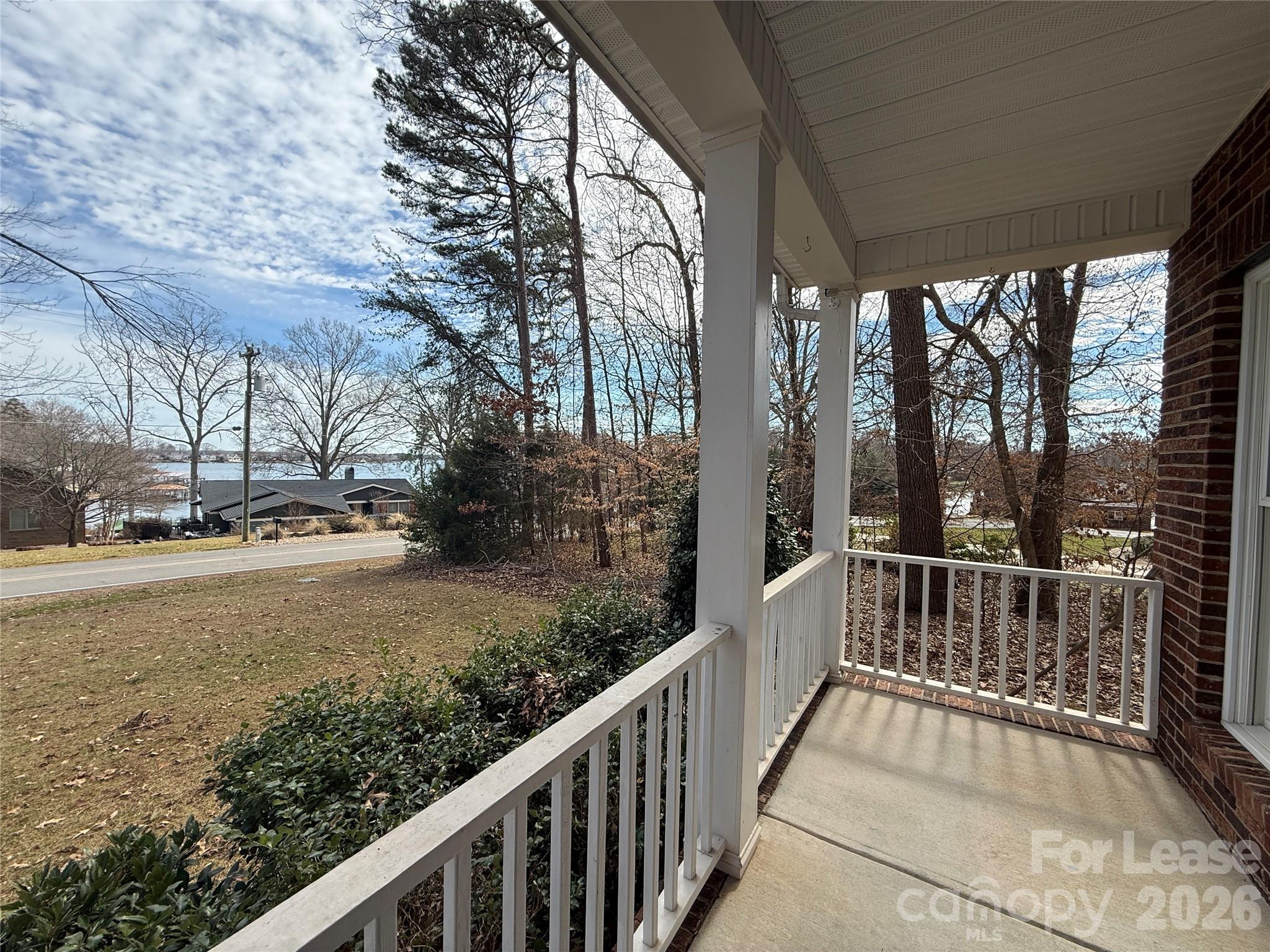 3993 Lake Shore Road S Denver NC 28037