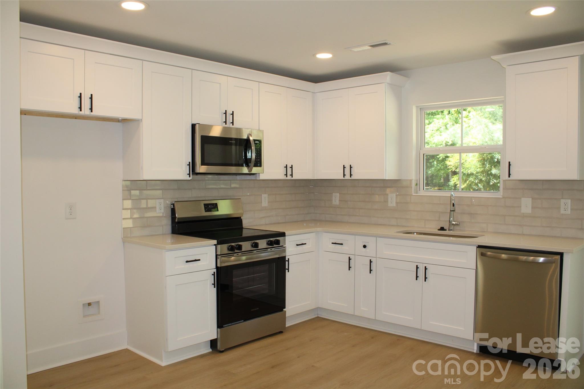 562 W Park Avenue Mooresville NC 28115