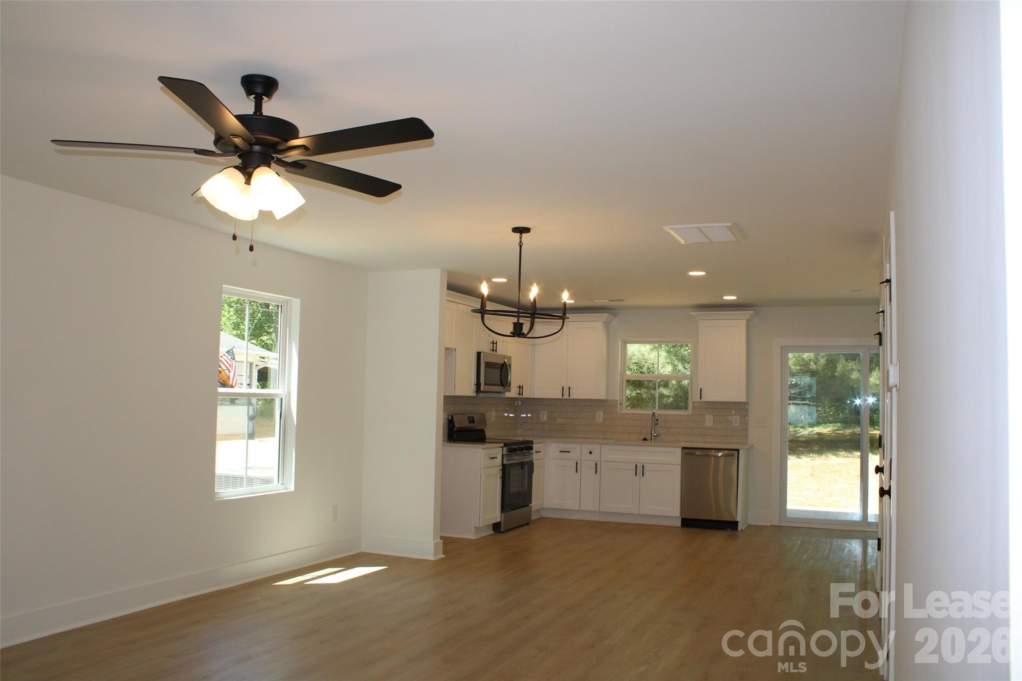 562 W Park Avenue Mooresville NC 28115