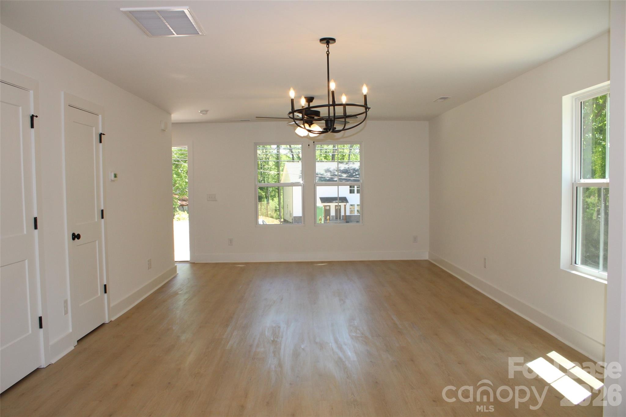 562 W Park Avenue Mooresville NC 28115