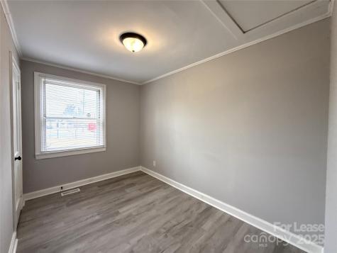 1142 Mona Drive Charlotte NC 28206